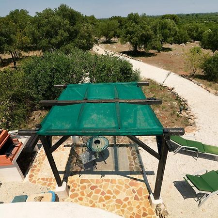 ホテル Trullo Vista オストゥーニ エクステリア 写真