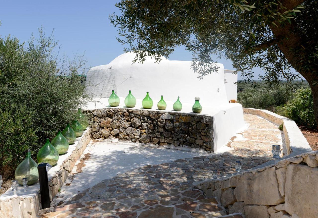 ホテル Trullo Vista オストゥーニ エクステリア 写真